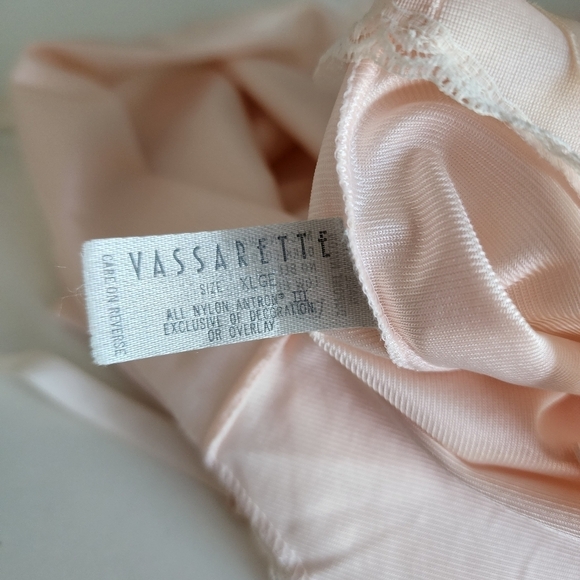 VINTAGE baby pink lace trim silky‎ slip top size XL - Picture 5 of 5